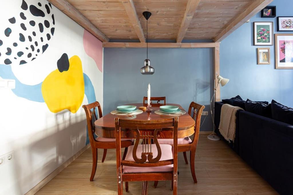 Bohemian Corner In Center דירה